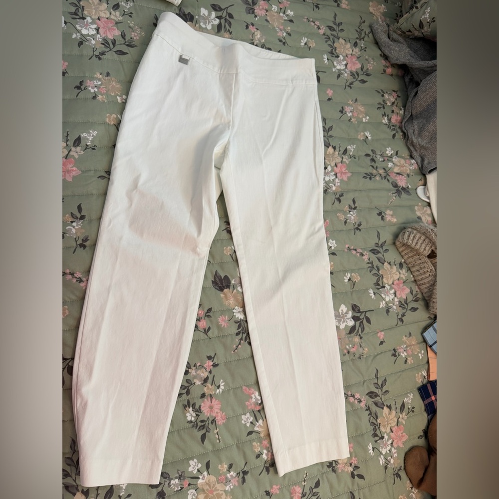 Alfani Women's Crisp White Jeans